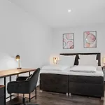 Iller Homes - Moderne Fewos Mit Terrasse Für Bis Zu 7 Pers Mit Parkplätzen * Memmingen