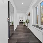Illler Homes Moderne Fewos Fuer Bis Zu 7 Pers Mit Kueche & Parkplaetzen, Teilweise Mit Terrasse * Memmingen