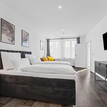 Iller Homes - 3 X Moderne Fewos Mit Terrasse Für Bis Zu 7 Pers Mit Parkplätzen Memmingen
