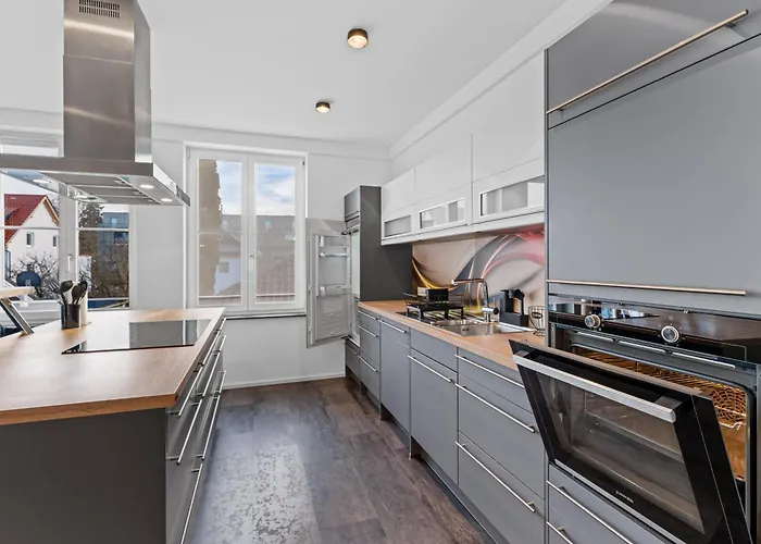 Illler Homes Memmingen Moderne Fewos Fuer Bis Zu 7 Pers Mit Kueche & Parkplaetzen, Teilweise Mit Terrasse Lägenhet *