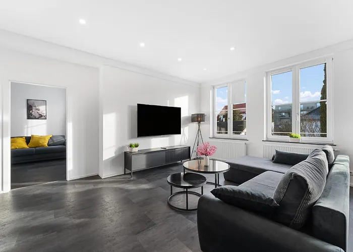 Illler Homes Memmingen Moderne Fewos Fuer Bis Zu 7 Pers Mit Kueche & Parkplaetzen, Teilweise Mit Terrasse Lägenhet *